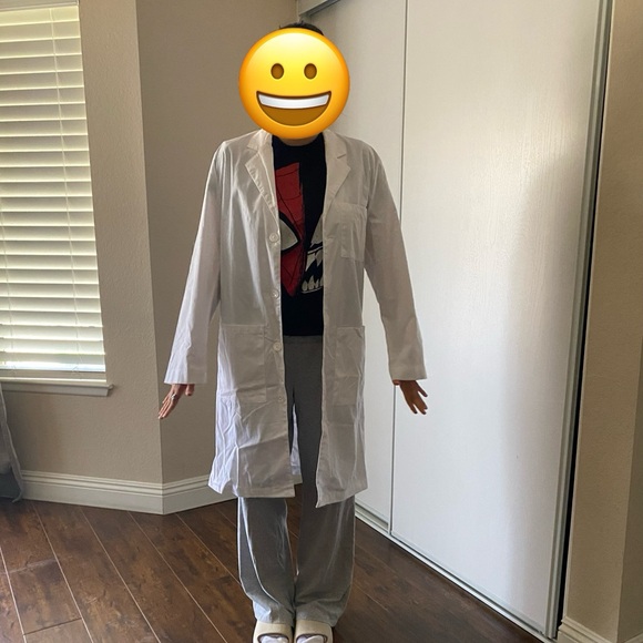 Lab Coat - Picture 6 of 7